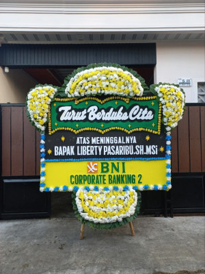 Papan Bunga Duka di Gurilla