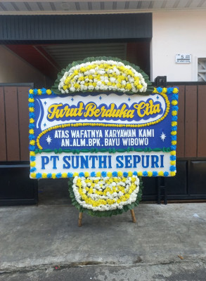 Papan Bunga Duka di Gurilla