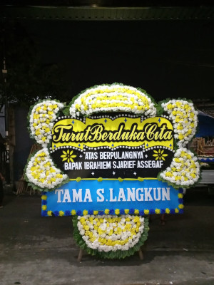 Papan Bunga Duka di Gurilla