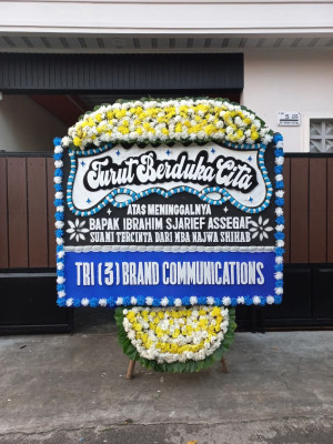 Papan Bunga Duka di Gurilla